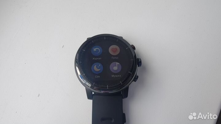 Часы Amazfit Stratos