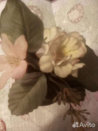 Горшочек с цветком (декор)