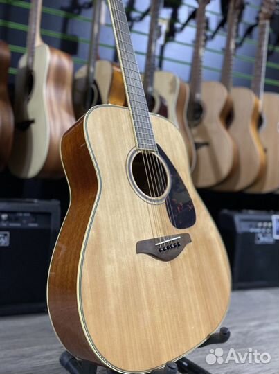Yamaha FG820 акустическая гитара (новая)