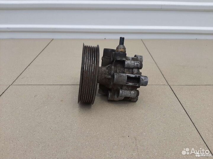 Насос гур Toyota Corolla e150