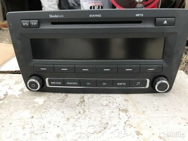 Магнитола штатная skoda