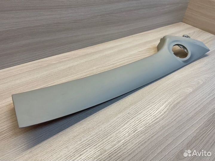 Обшивка стойки передняя правая LADA X-Ray