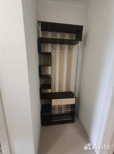 Вешалка в прихожую напольная