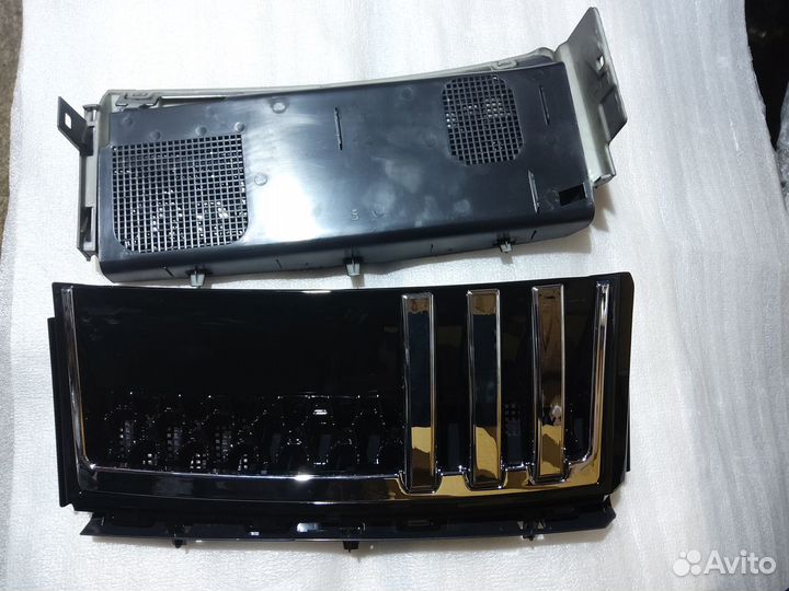 Land Rover Range Rover 2005-2013 жабры в крылья