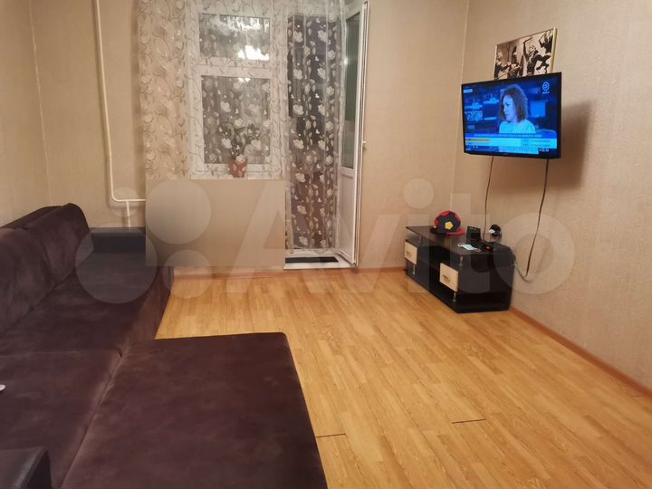 2-к. квартира, 75 м², 2/4 эт.