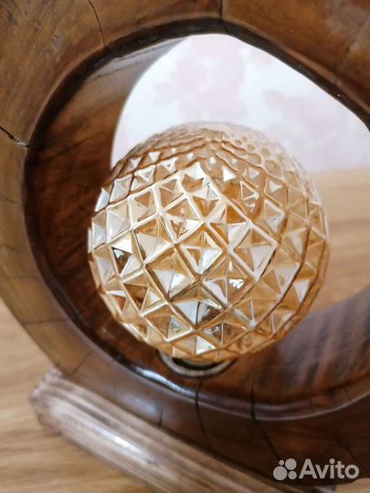 Светильник