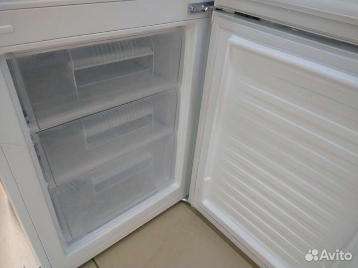 Холодильник Dexp бу