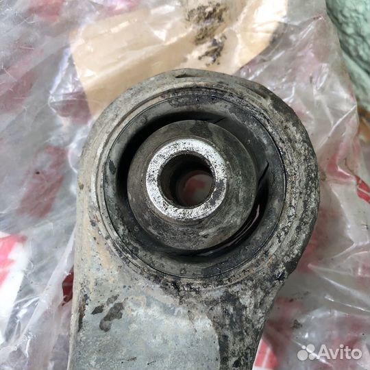 Передние рычаги mitsubishi lancer 9