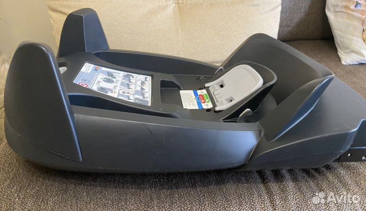 Автолюлька stokke izi go с базой