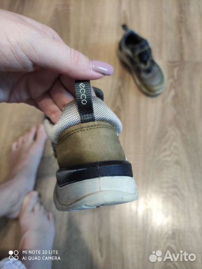 Кроссовки ecco 30