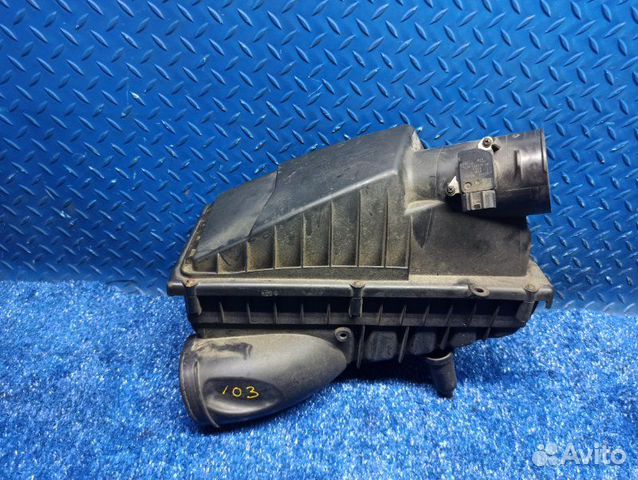 Корпус воздушного фильтра правый Range Rover Sport