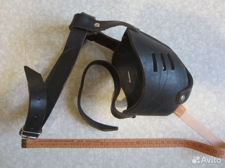 Два намордника кожа