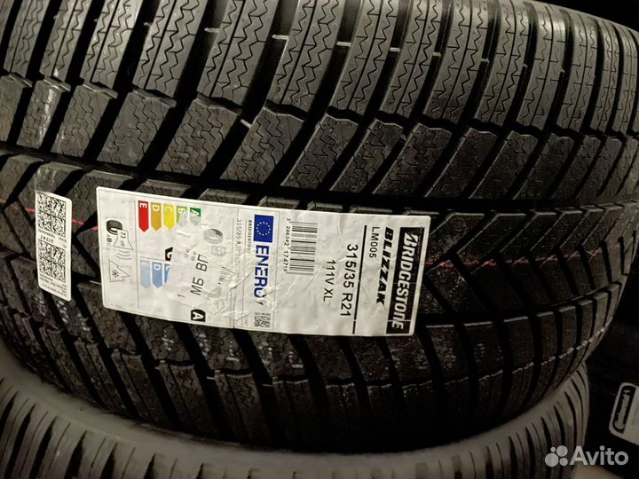 Bridgestone Blizzak LM-005 295/35 R21 и 315/35 R21 111V