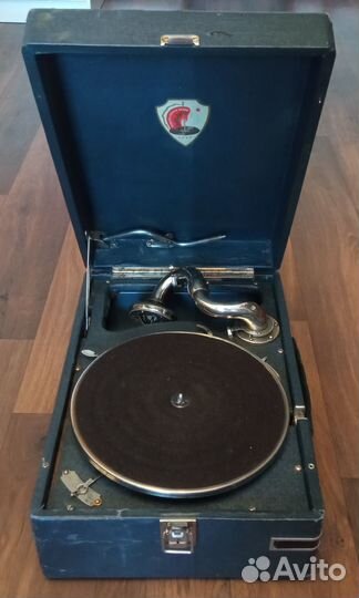 Патефон завод Молот