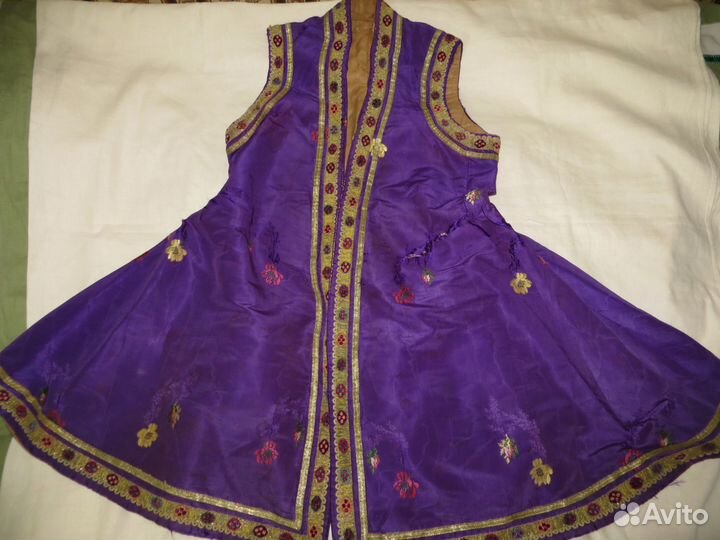 Старинный женский камзол