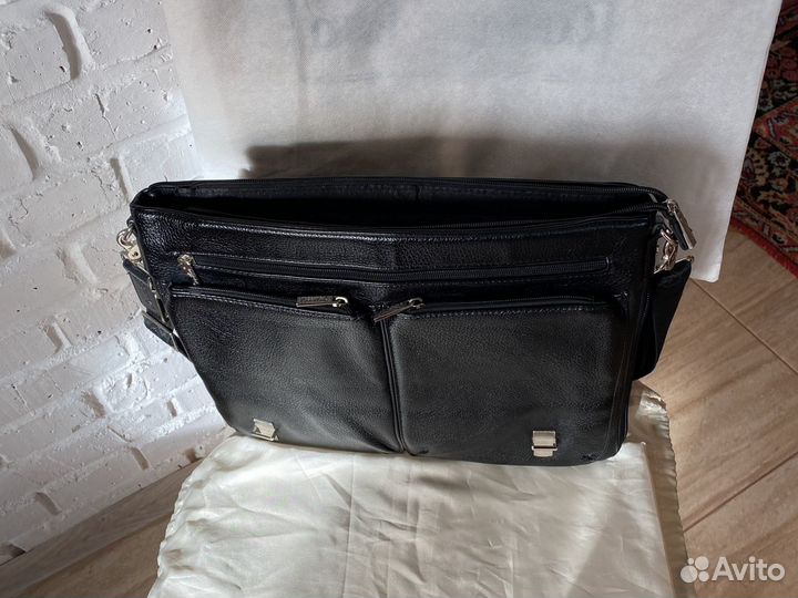 Мужской кожаный портфель