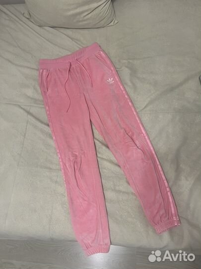 Спортивный костюм adidas женский