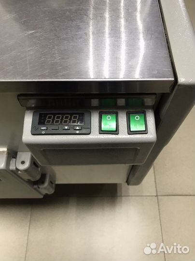 Витринный холодильник