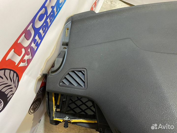 BMW X5, X5M E70, X6, X6M E71, Торпедо Без проекции