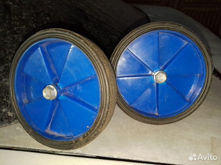 Дополнительные боковые колёса для велосипеда 12