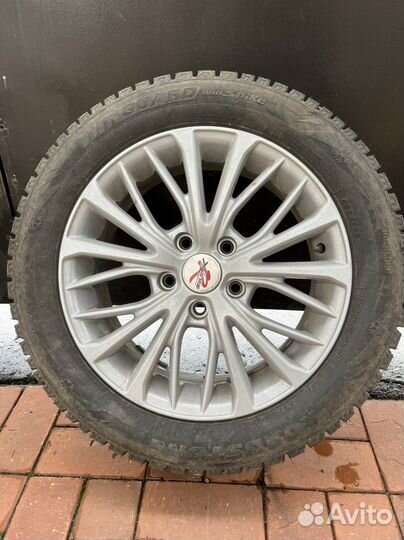 Roadstone Winguard WinSpike 205/55 R16 94