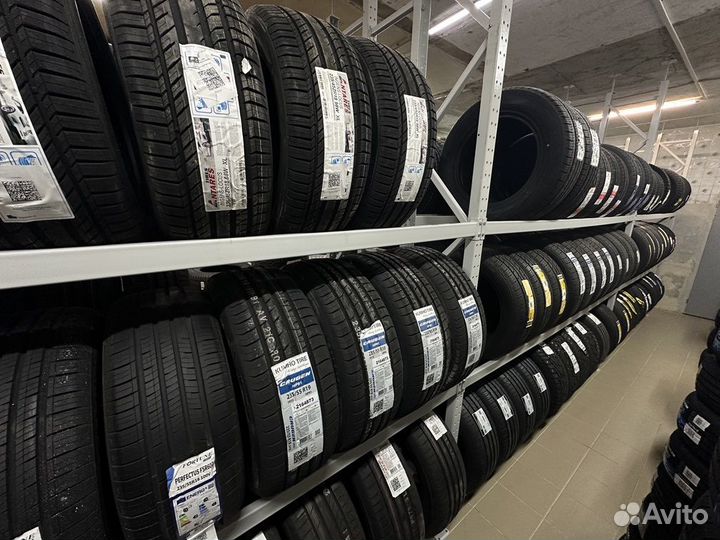 Westlake SW628 235/60 R18 103T