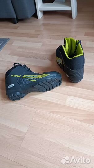 Ботинки лыжные 36-37р