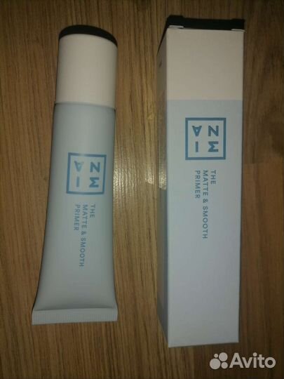 База под макияж mina