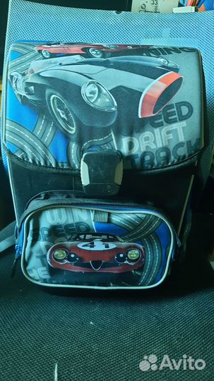 Школьный рюкзак