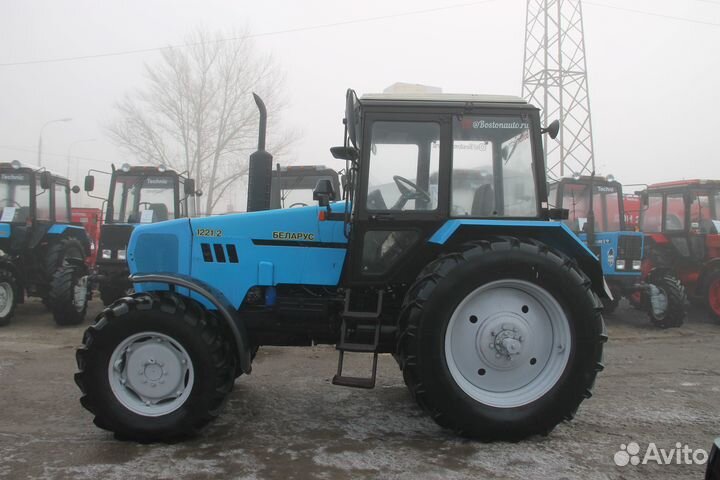 Трактор МТЗ (Беларус) 1221.2, 2017
