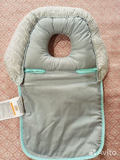 Подушка для новорожденных