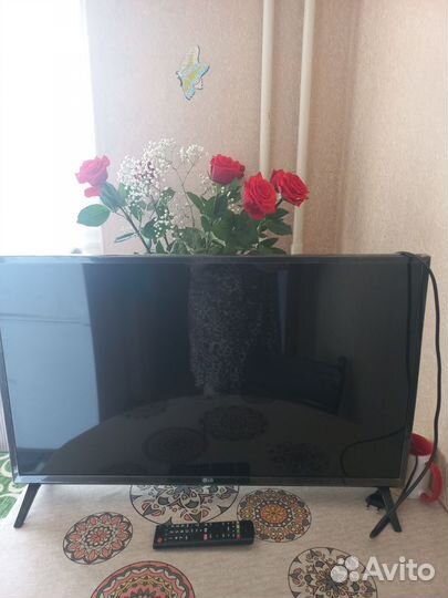 Телевизор SMART tv 32 бу