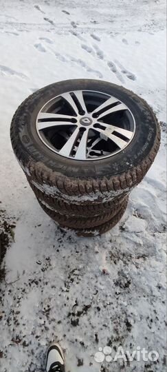 Michelin 215/60 R16 5x114.3