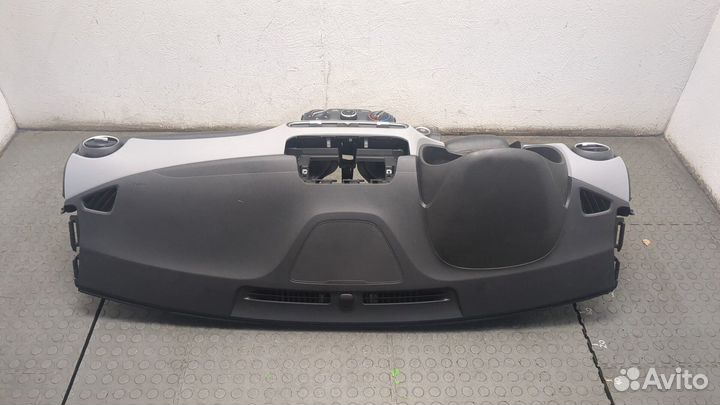 Панель передняя салона Hyundai Kona 2017, 2019