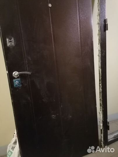 Дверь входная