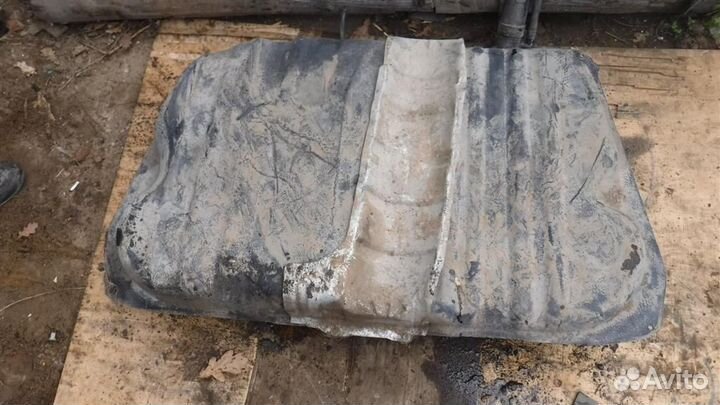 Бак топливный Toyota Camry XV50 2011-2017