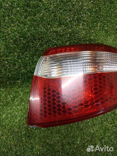 Задний правый фонарь Kia Rio 3
