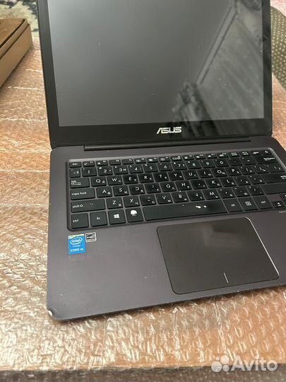 Asus Ux305f