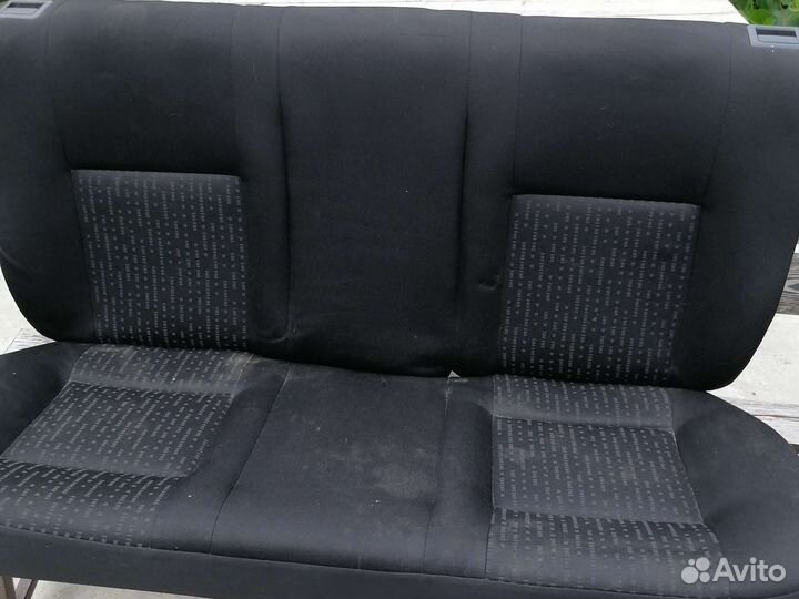 Заднее сиденье Гольф 4