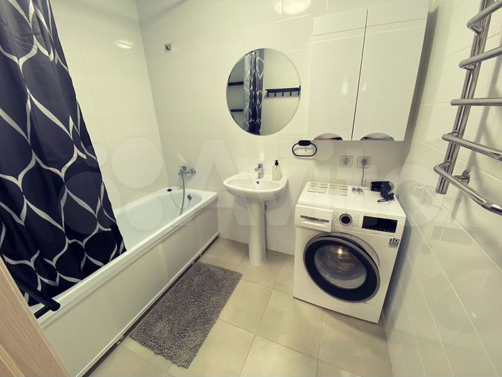 2-к. квартира, 60 м², 3/25 эт.