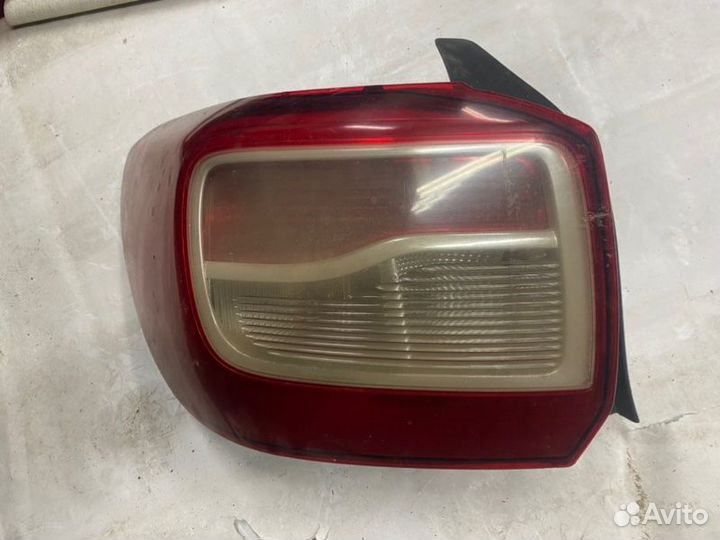 Фонарь задний левый Renault Logan 2 2018