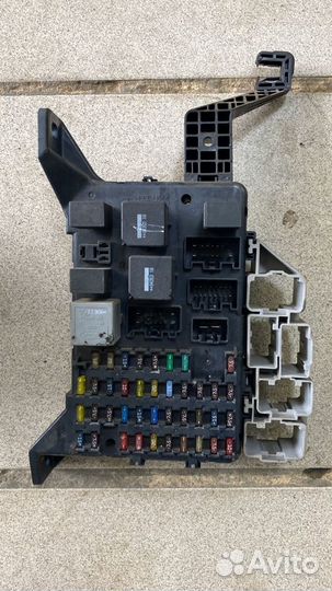 Блок предохранителей Ford Mondeo 3