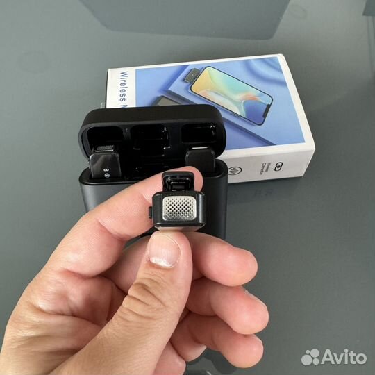 Петличный микрофон для iPhone