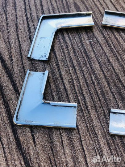 Уголки заднего стекла Opel 1998 год