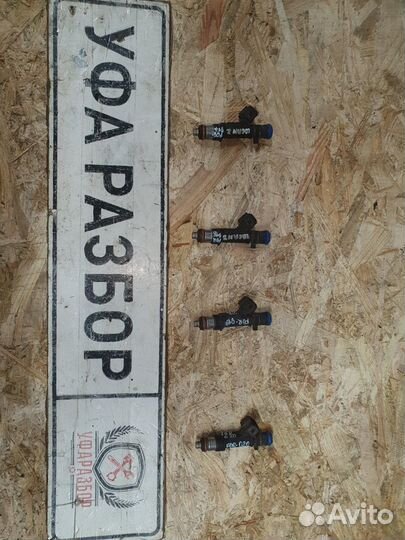 Форсунка топливная 8кл 1,6 Renault Logan II 2014/L