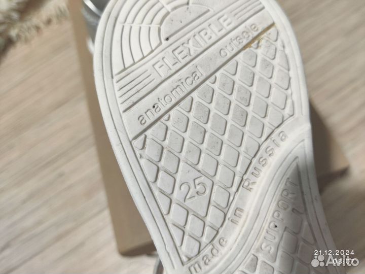 Сандалии для девочки 16.5 - 17 см