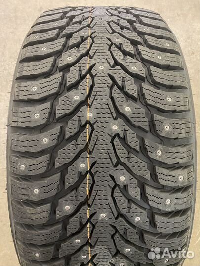Nokian Tyres Hakkapeliitta 9 SUV 285/40 R21 109T