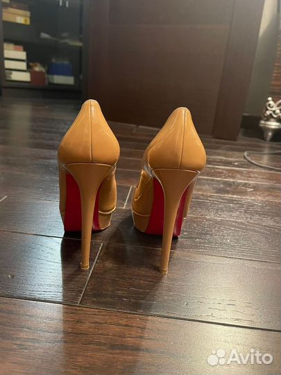 Туфли christian louboutin