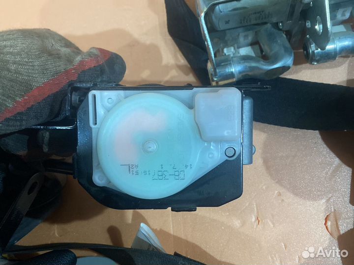 Land Cruiser 200/Lx570 ремень безопасности