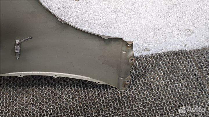 Крыло Lexus IS, 2006